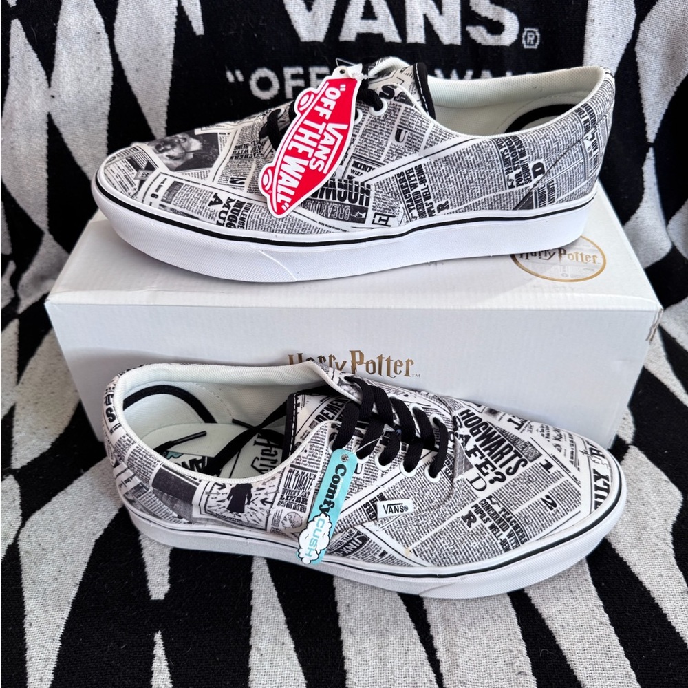 Vans x Harry Potter Comfycush Era Daily Prophet/White